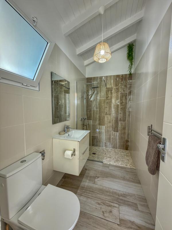 25.Location villa 3 chambres piscine vue mer Le Gosier Guadeloupe